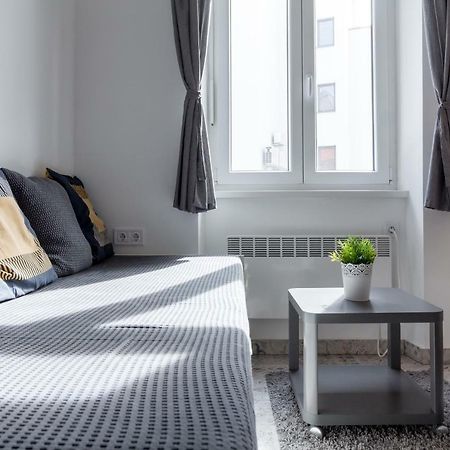 Flexible Selfcheckins 13 & 14 - Le Petit & Le Grand Zagreb - Centre - New - Apartments Repinc Eksteriør bilde