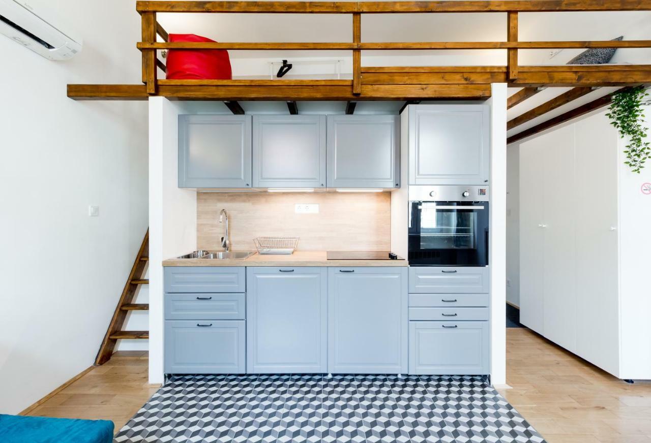 Flexible Selfcheckins 13 & 14 - Le Petit & Le Grand Zagreb - Centre - New - Apartments Repinc Eksteriør bilde